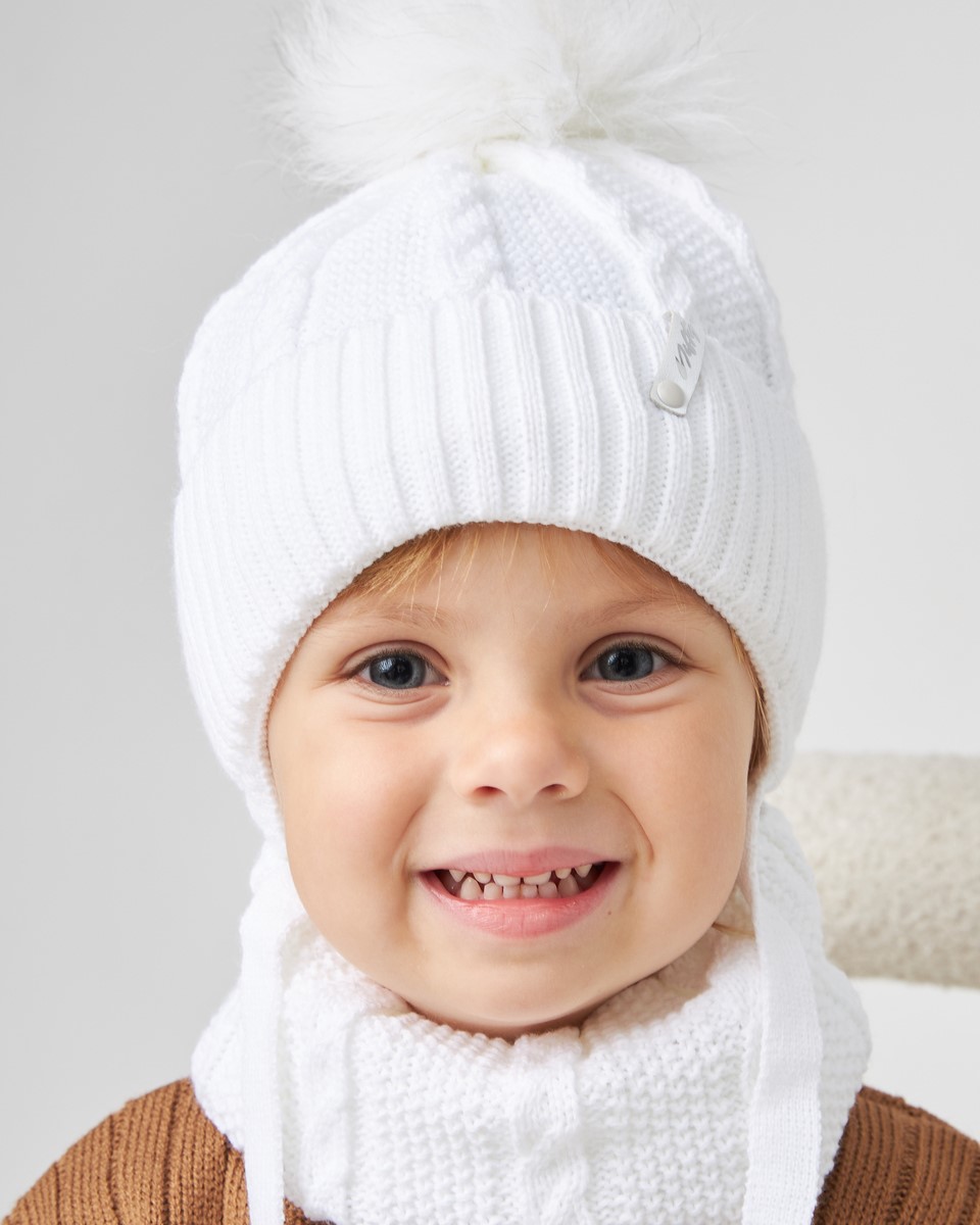 Комплект зимній (шапка на завязках з натуральним пумпоном хомут) для дівчат
