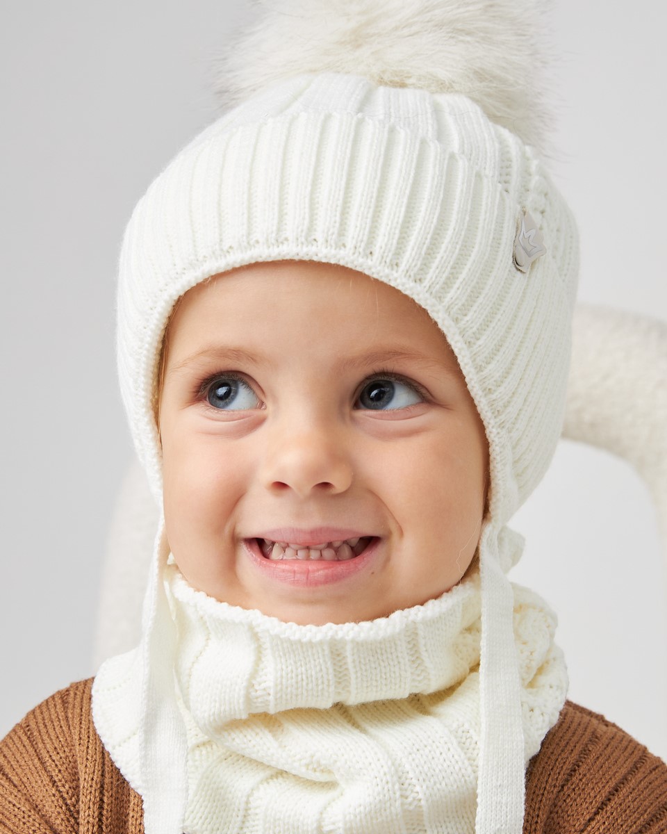 Комплект зимній (шапка на завязках з натуральним пумпоном хомут) для дівчат