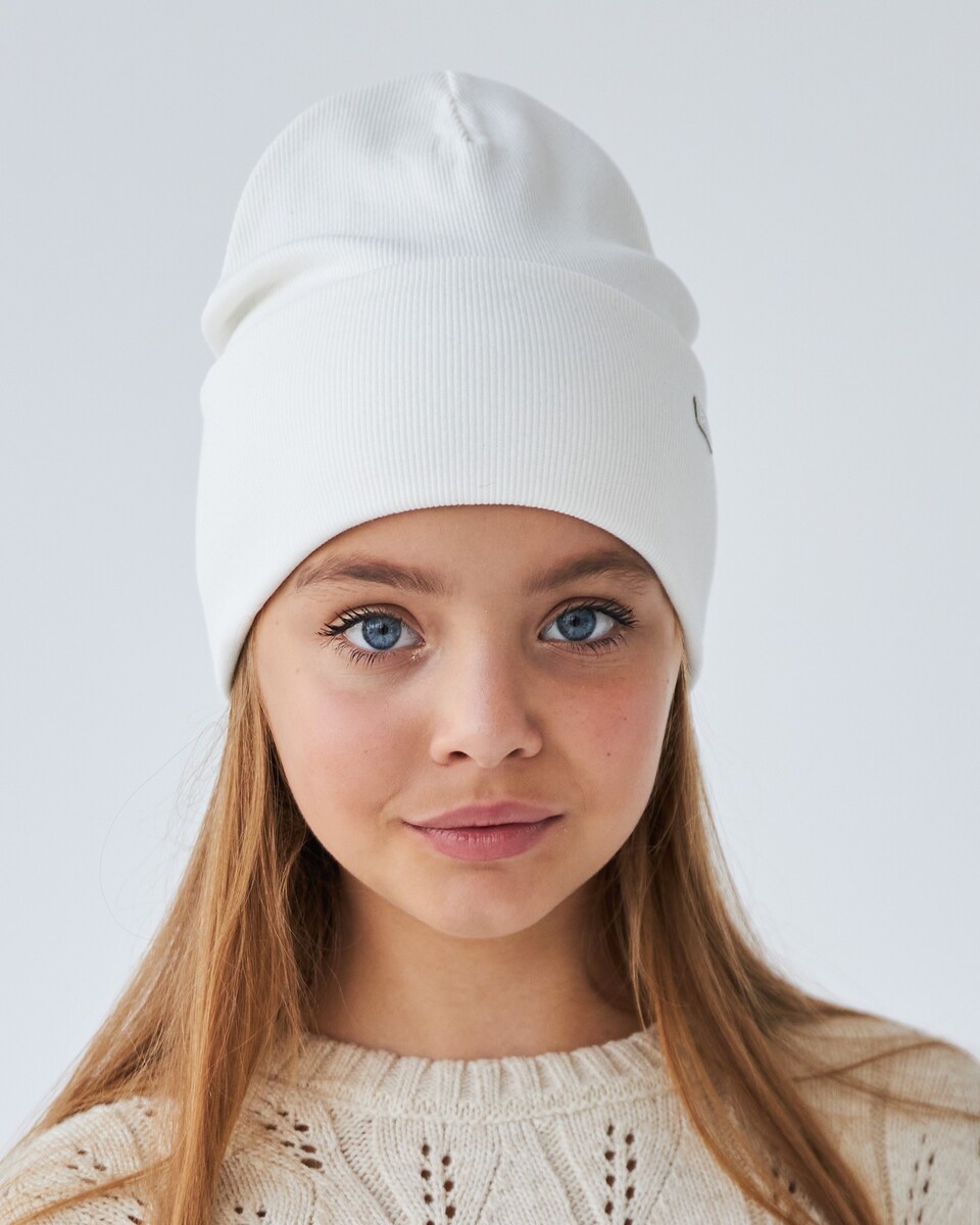 Шапка двошарова з відворотом для дівчаток