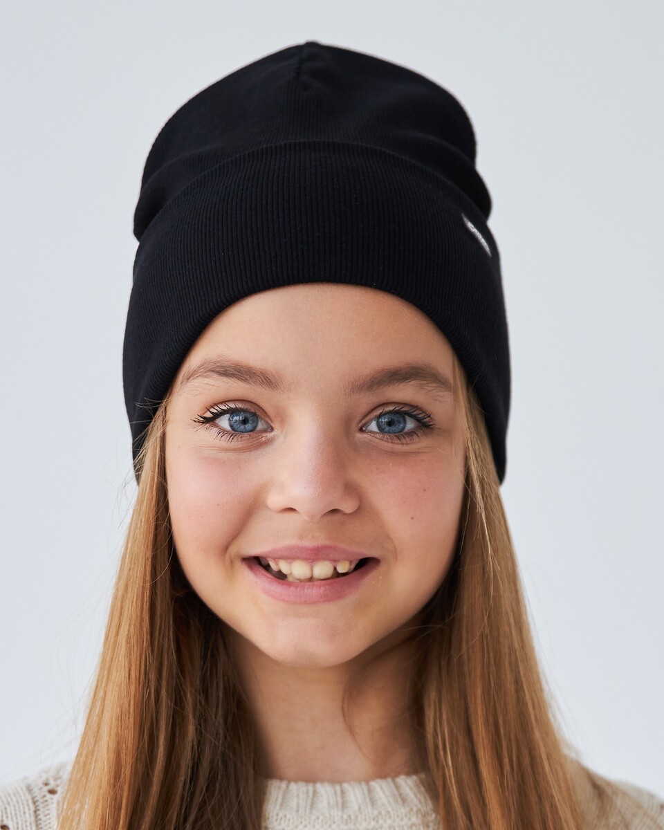 Шапка двошарова з відворотом для дівчаток