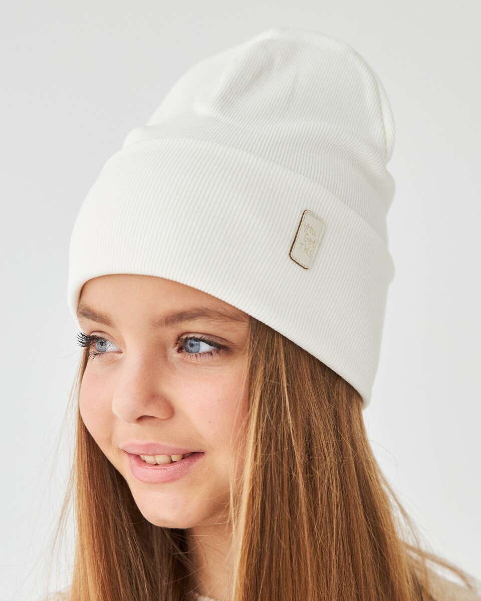 Шапка двошарова з відворотом для дівчаток