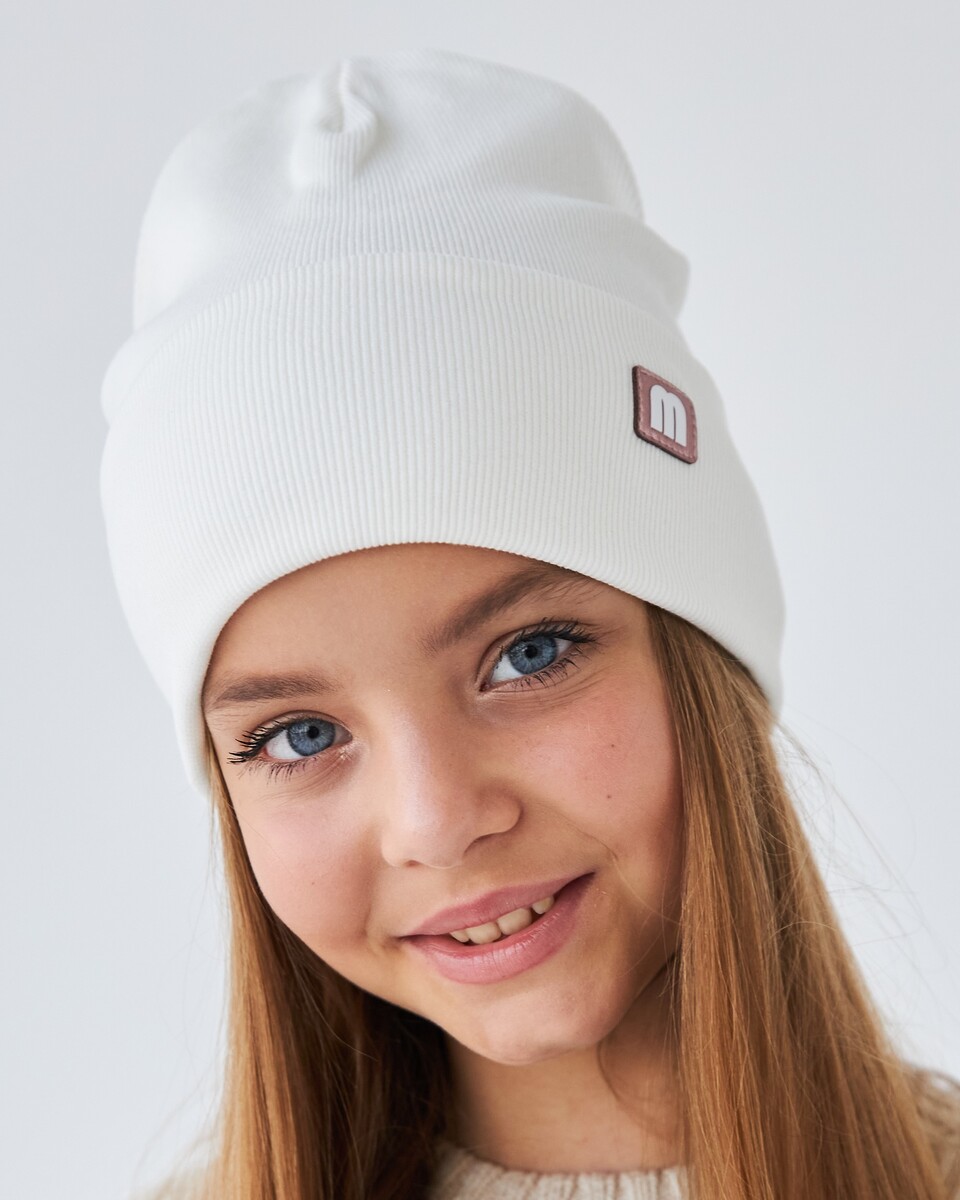 Шапка двошарова з відворотом для дівчаток