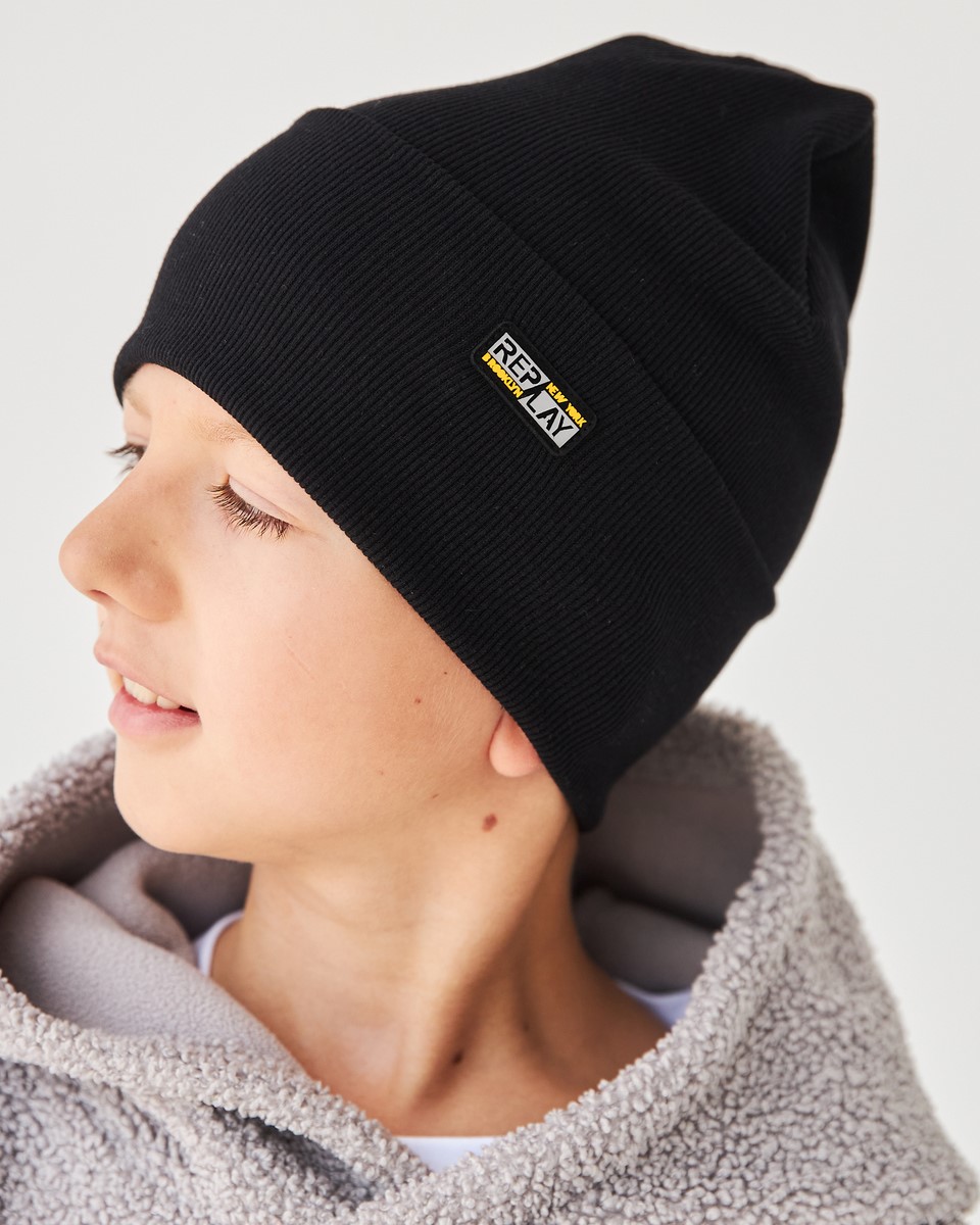 Шапка двошарова з відворотом для хлопчиків