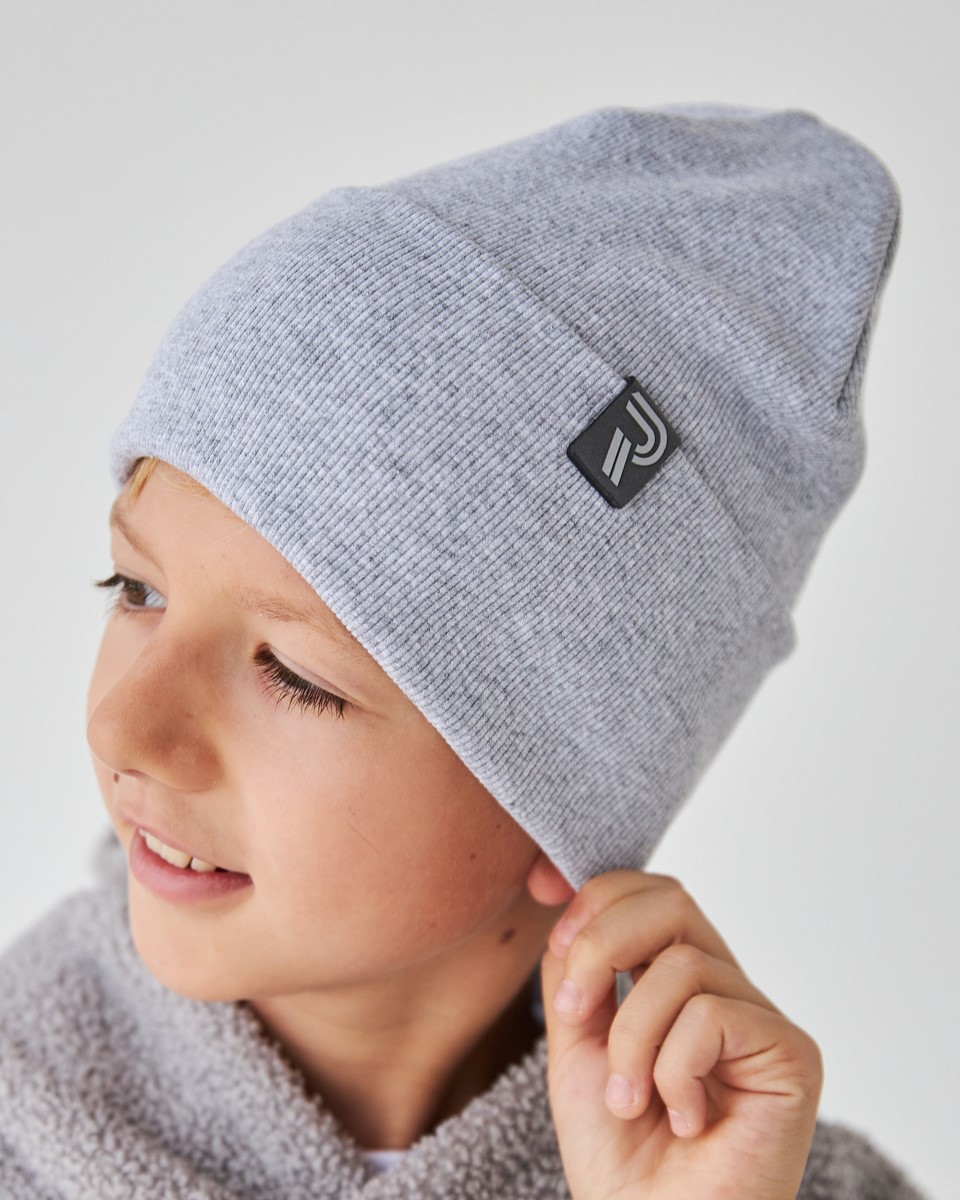 Шапка двошарова з відворотом для хлопчиків