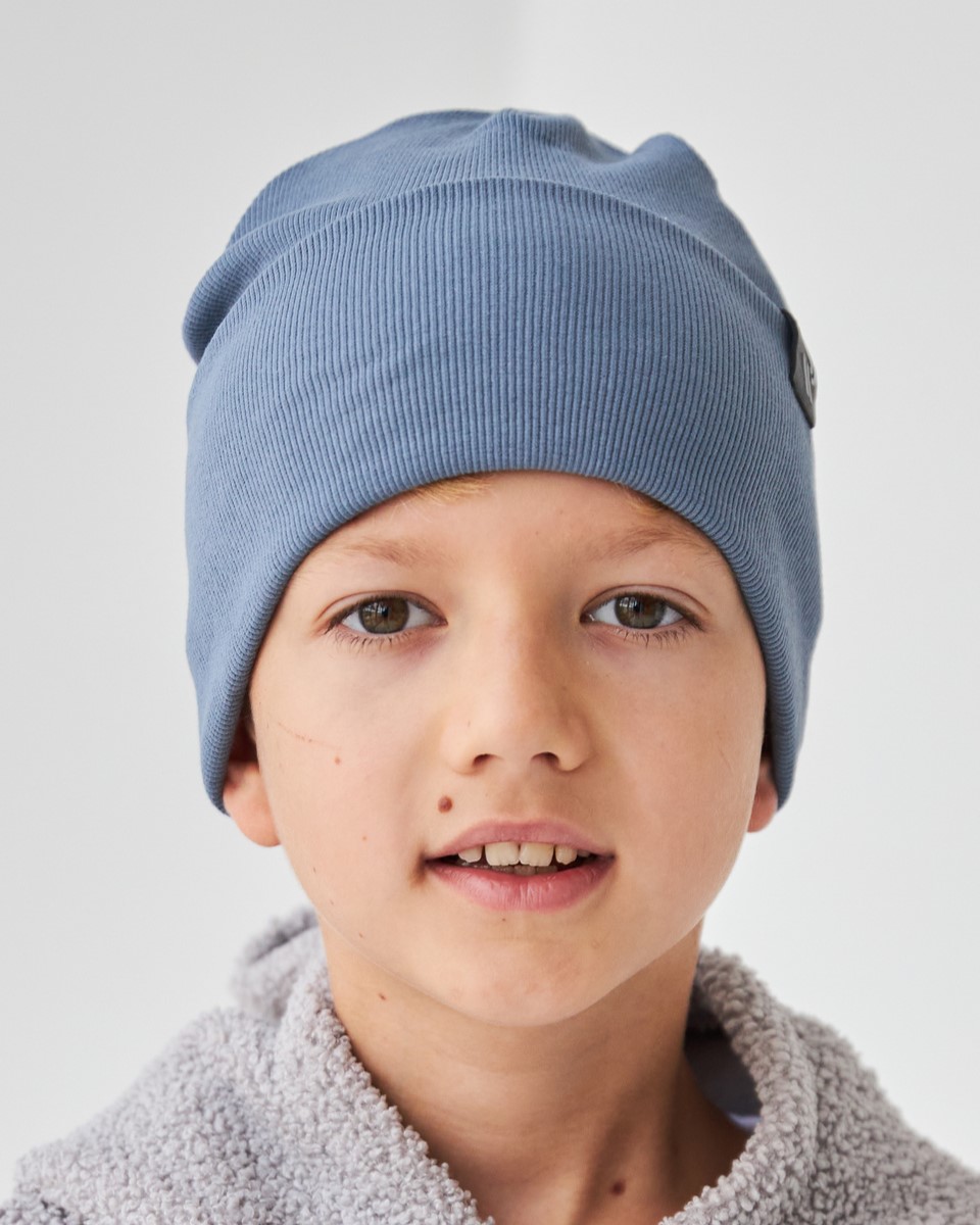 Шапка двошарова з відворотом для хлопчиків
