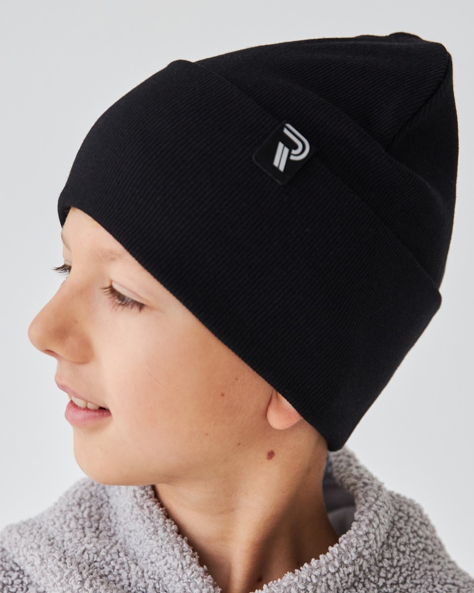 Шапка двошарова з відворотом для хлопчиків