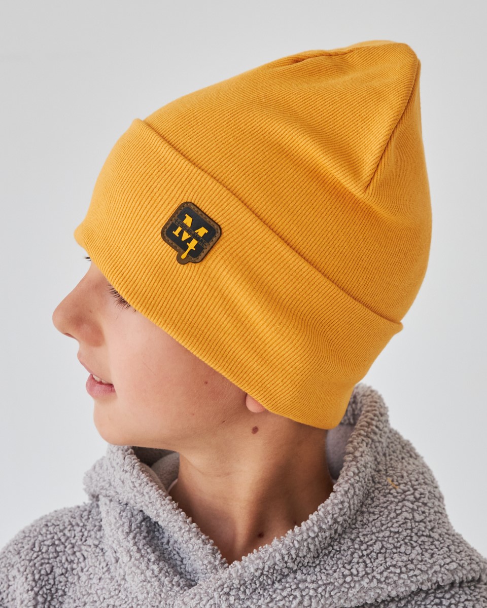 Шапка двошарова з відворотом для хлопчиків