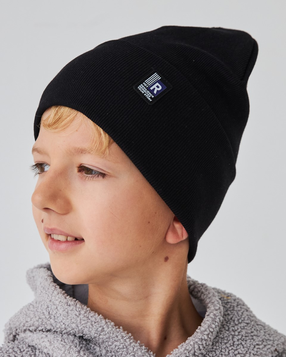 Шапка двошарова з відворотом для хлопчиків