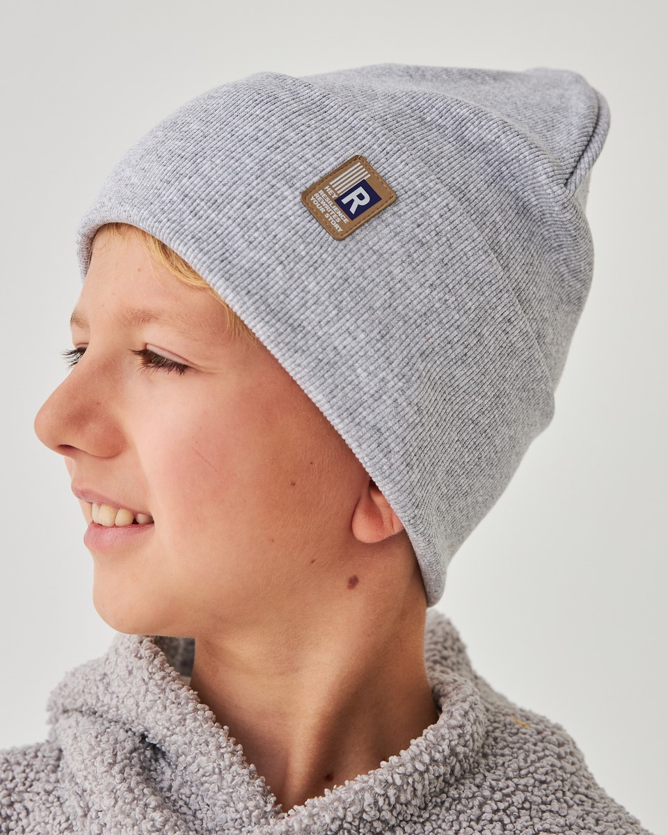 Шапка двошарова з відворотом для хлопчиків