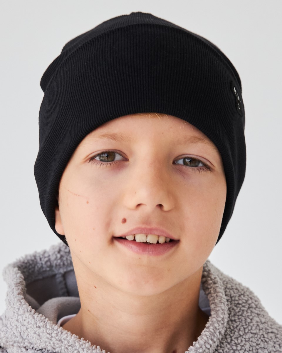 Шапка двошарова з відворотом для хлопчиків