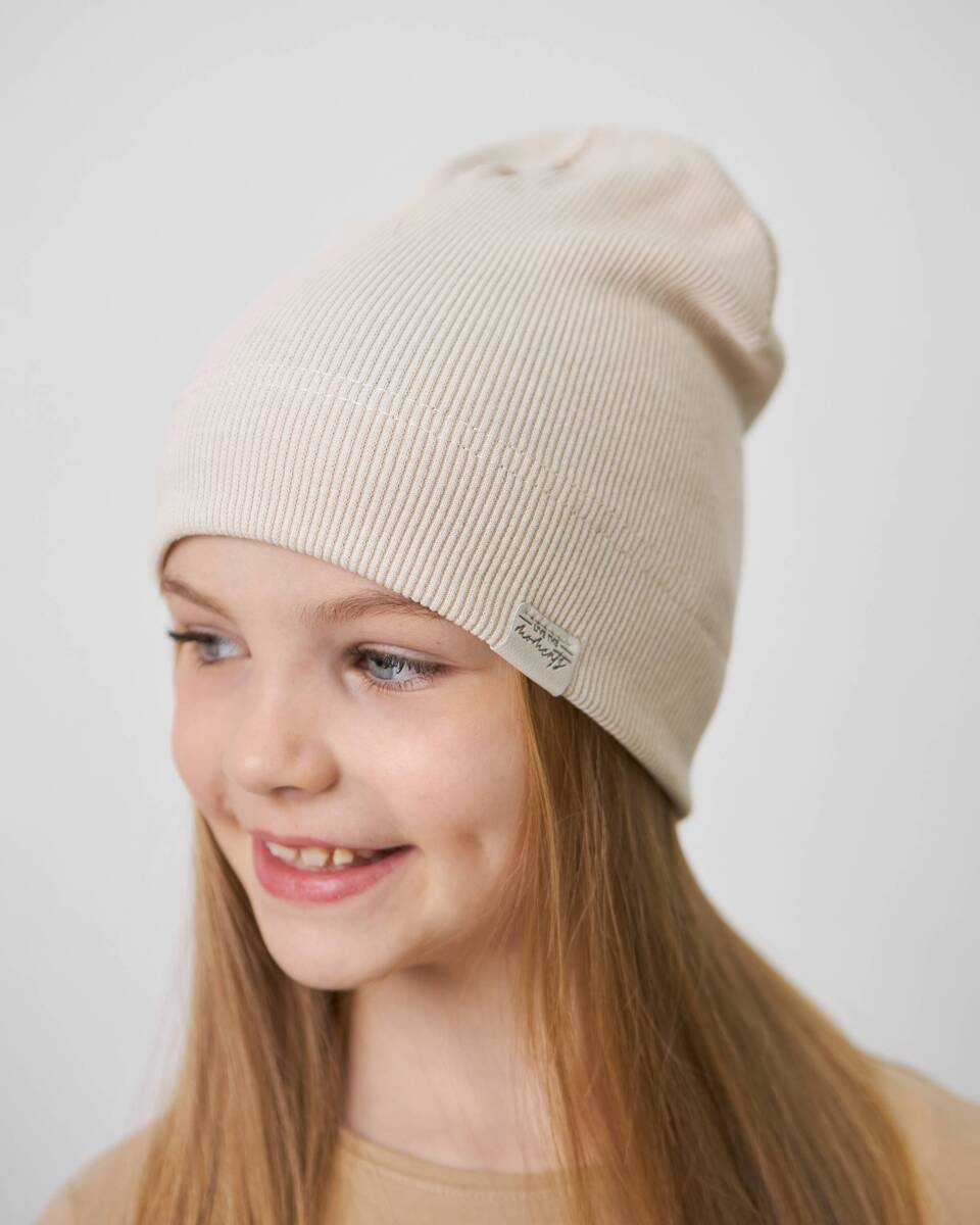 Шапка одношарова для дівчаток