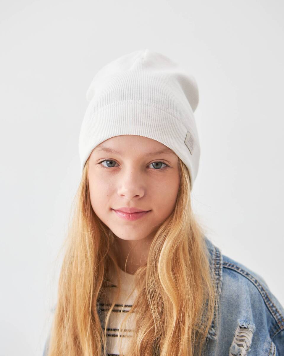 Шапка одношарова для дівчаток