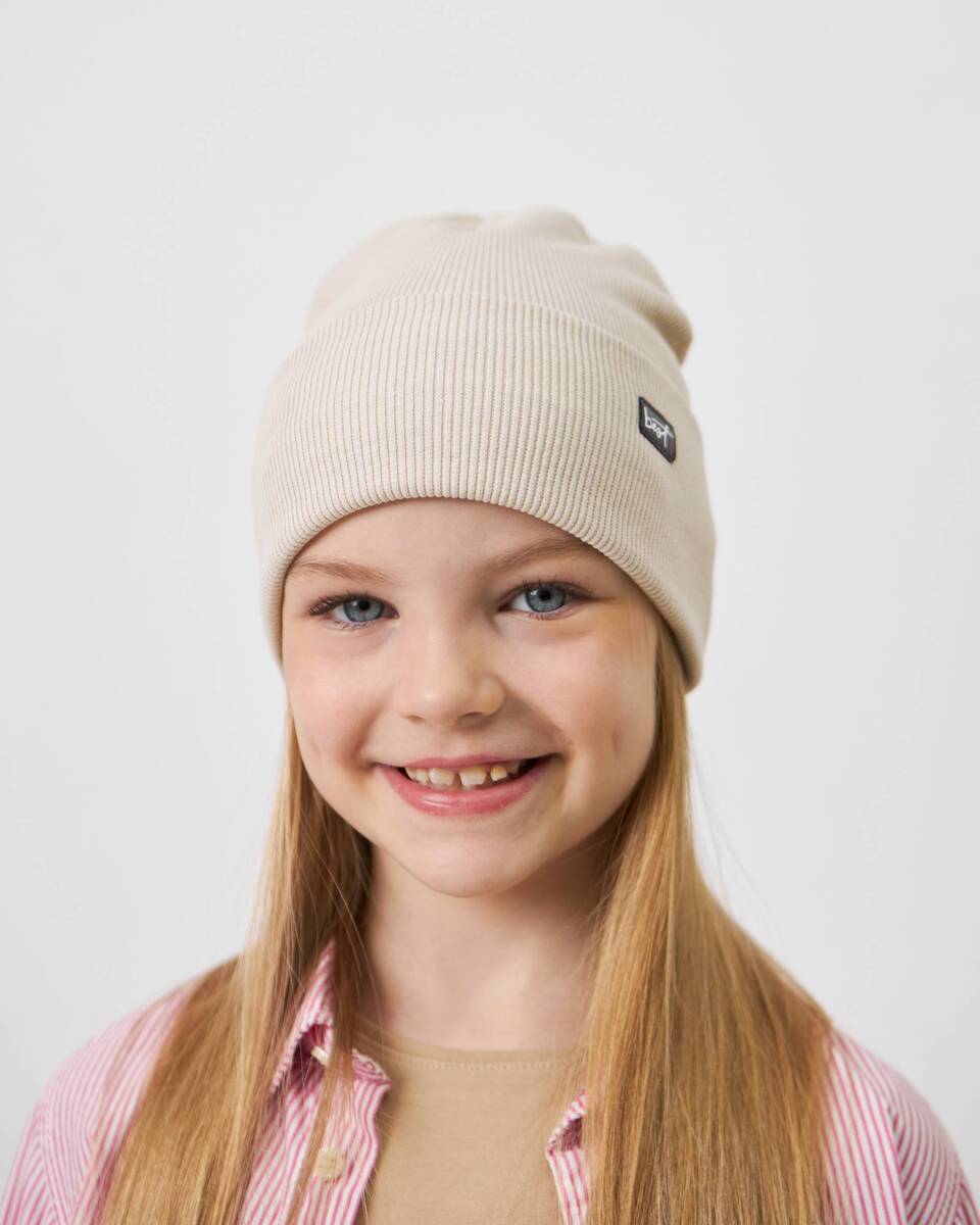 Шапка одношарова з відворотом для дівчаток арт. 3438-4