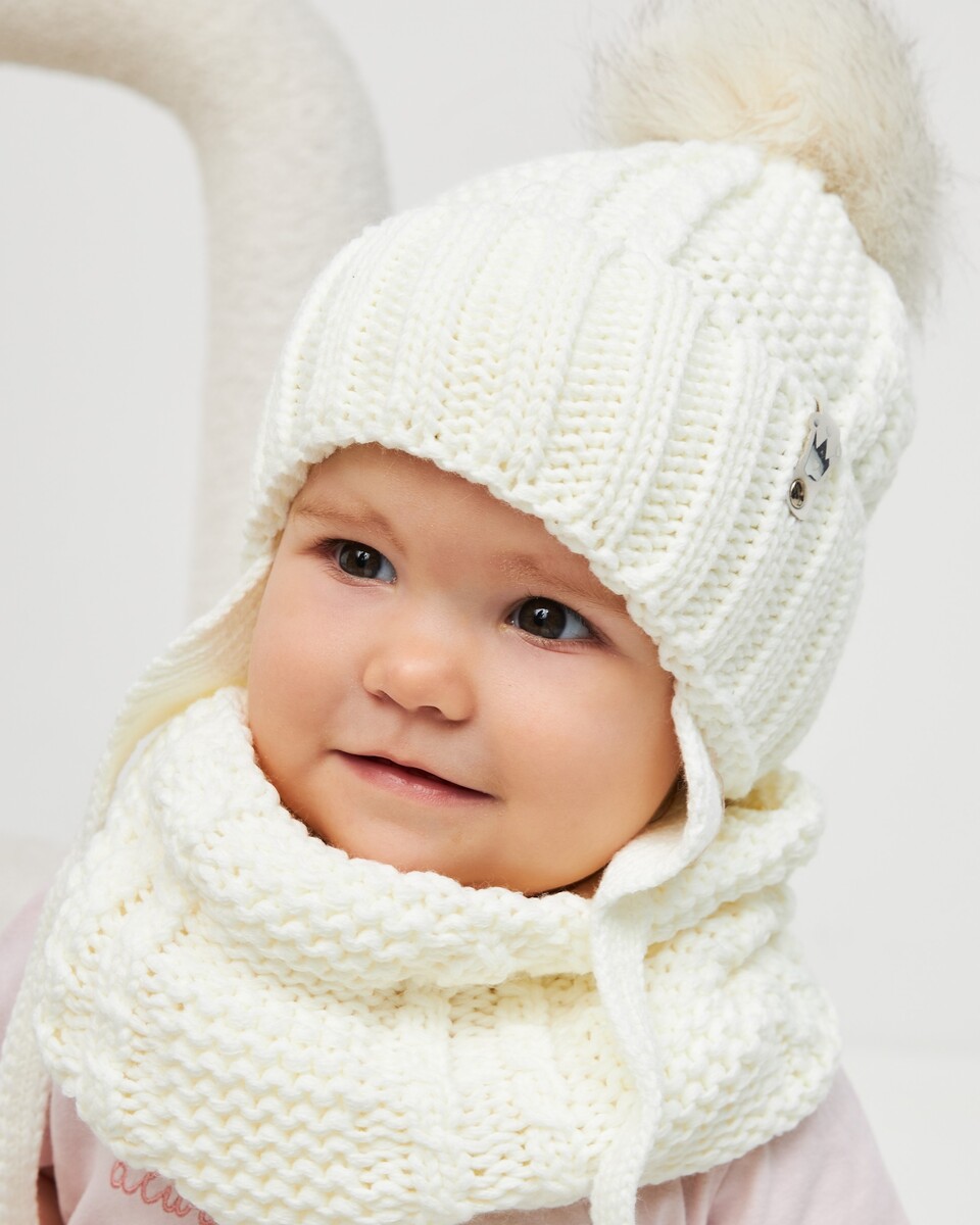 Комплект зимній (шапка на завязках з натуральним пумпоном хомут) для дівчат