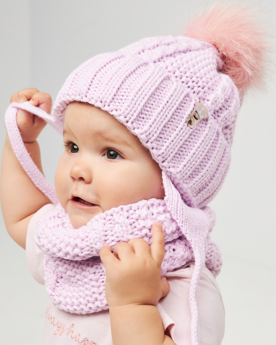 Комплект зимній (шапка на завязках з натуральним пумпоном хомут) для дівчат